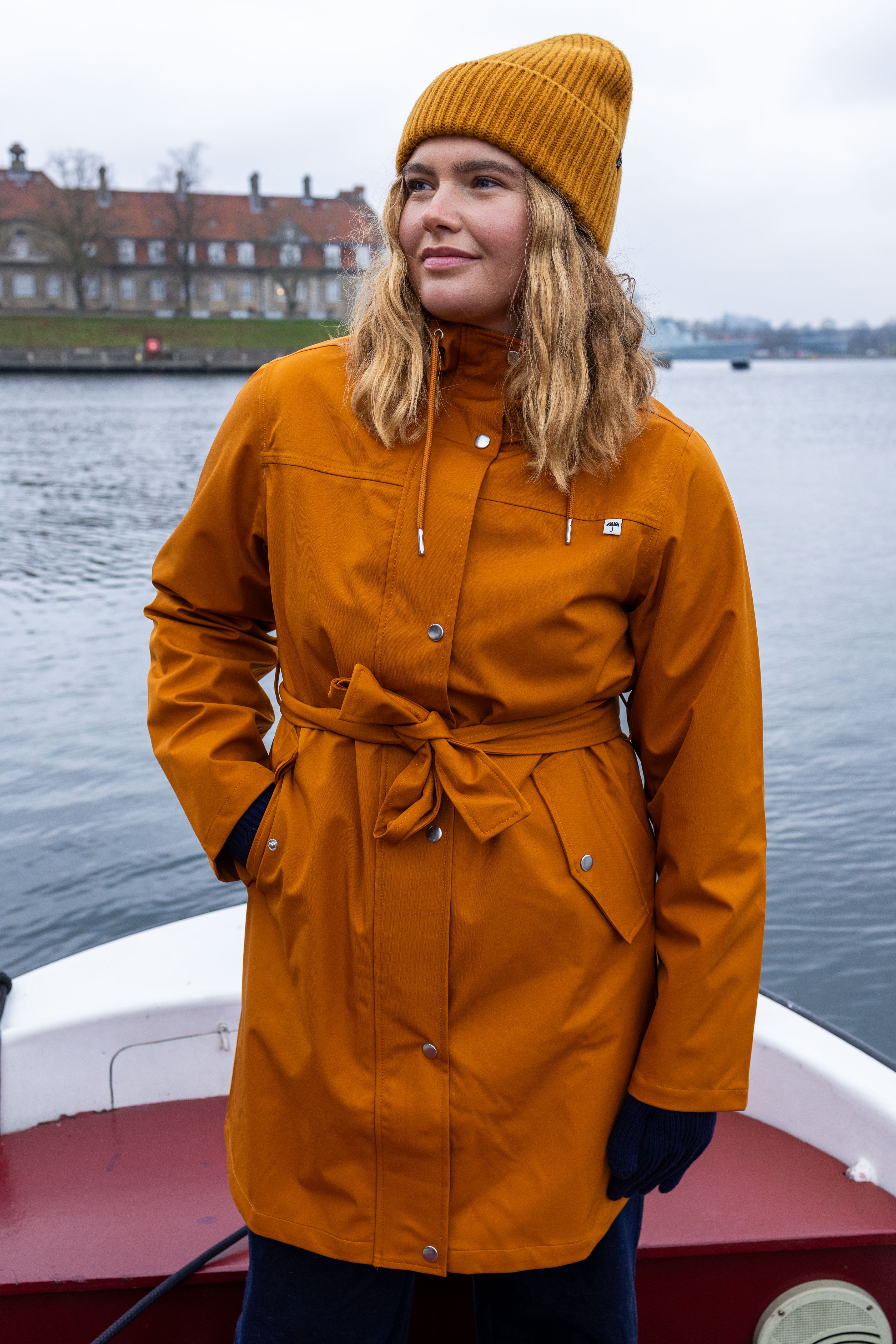 Danefae Regenjas Dames Danerainlover Oker sfeer