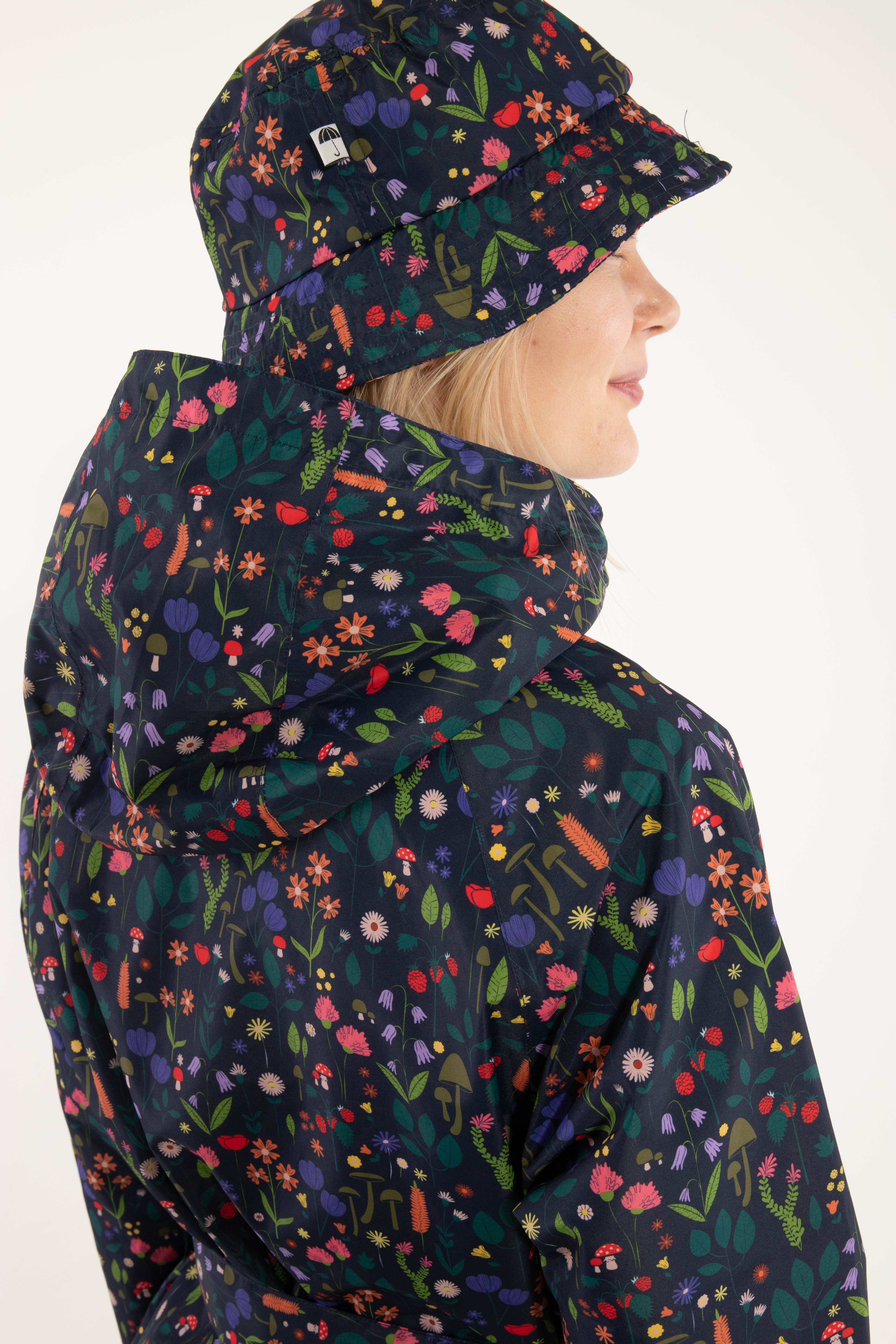 Danefae Regenjas Dames Elisabeth Navy Botanical achterkant