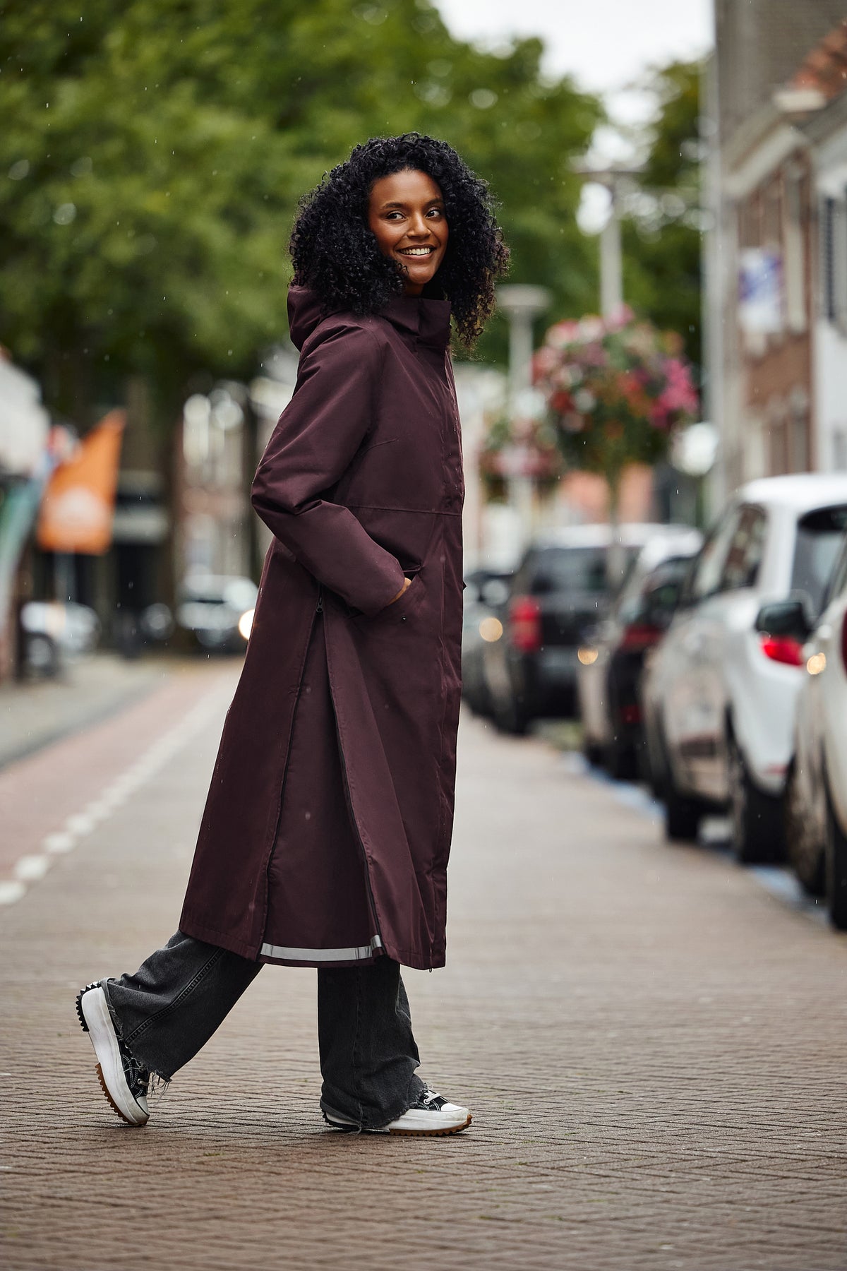 Happy Rainy Days langer Regenmantel Paris Burgandy