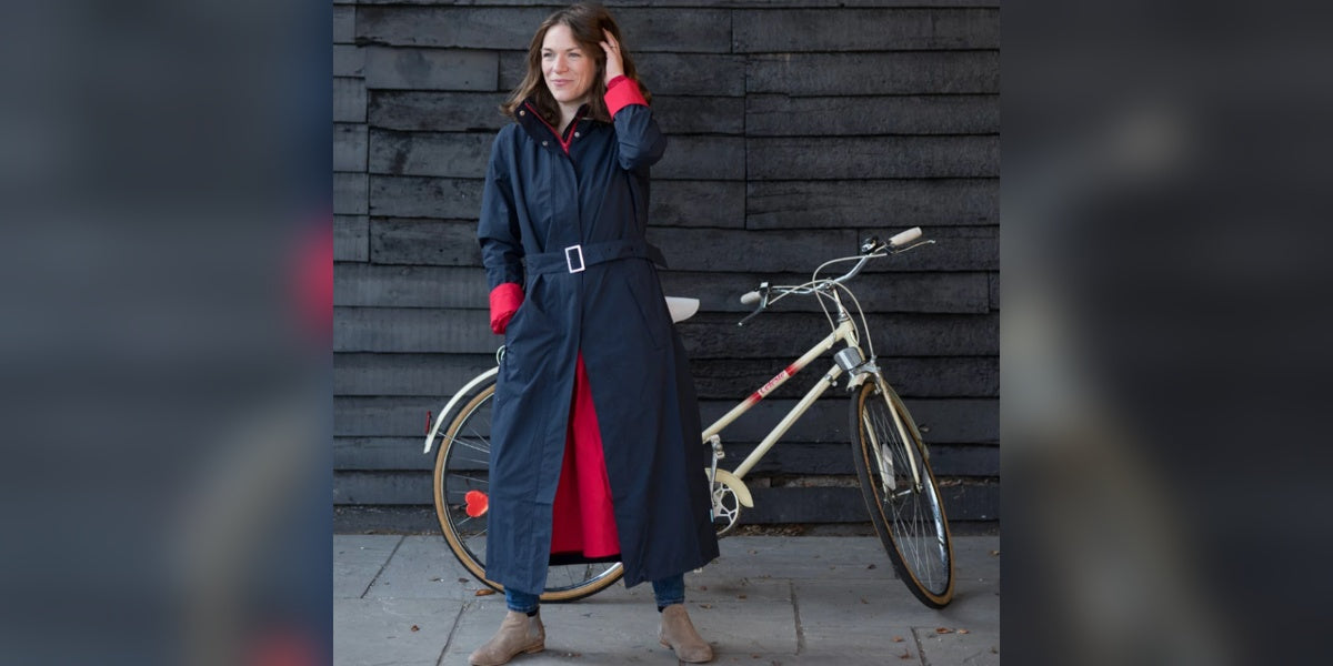 Happy Rainy Days Montreal Navy/Rood – best verkochte regenjas van dit najaar