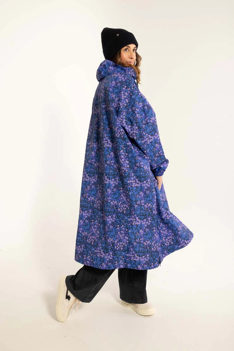 Danedream Drops Poncho  Dark Navy Berrygood achter