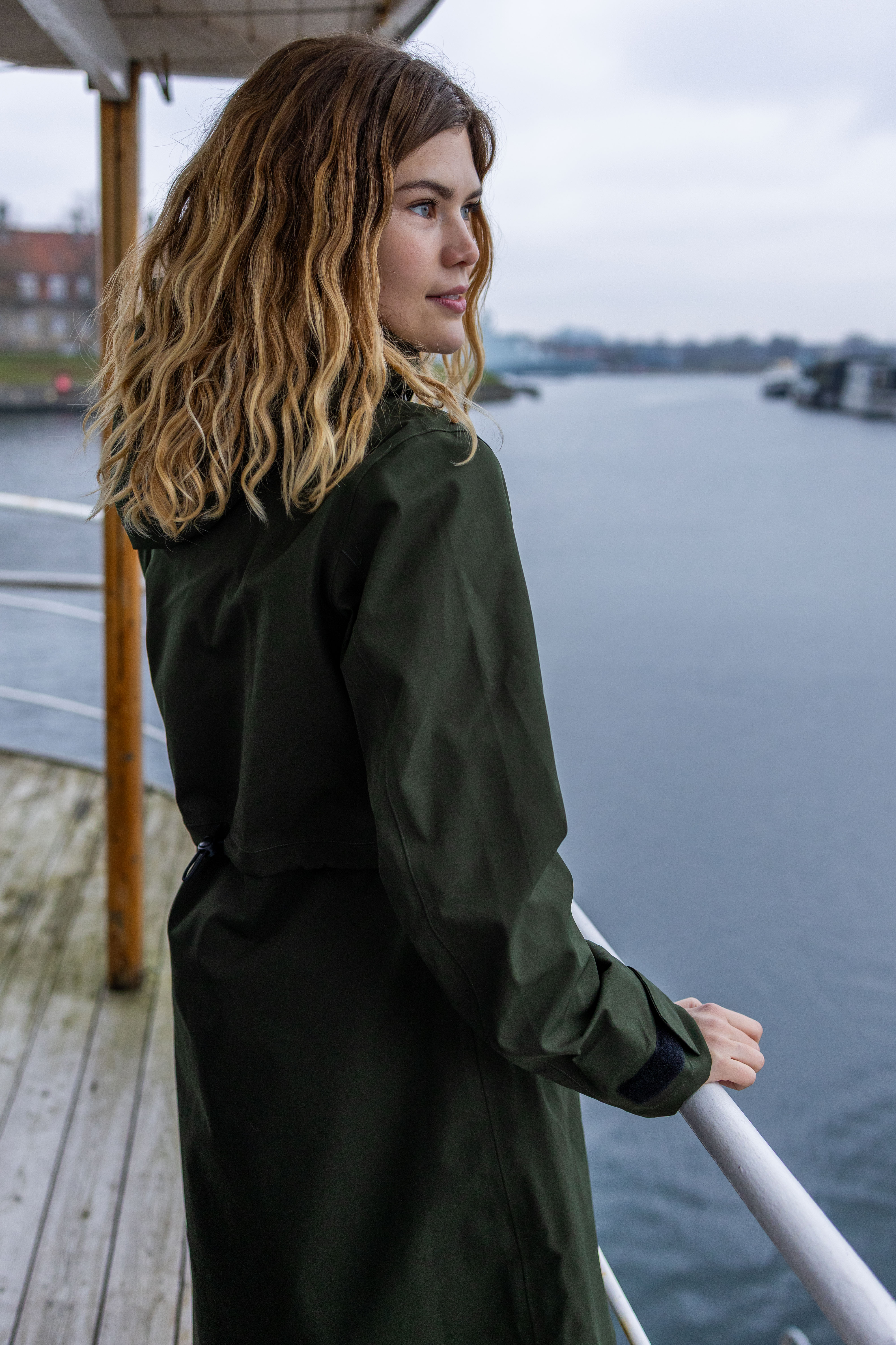 Danefae Premium Regenjas Dames Dogwalker Dark Army achterzijde