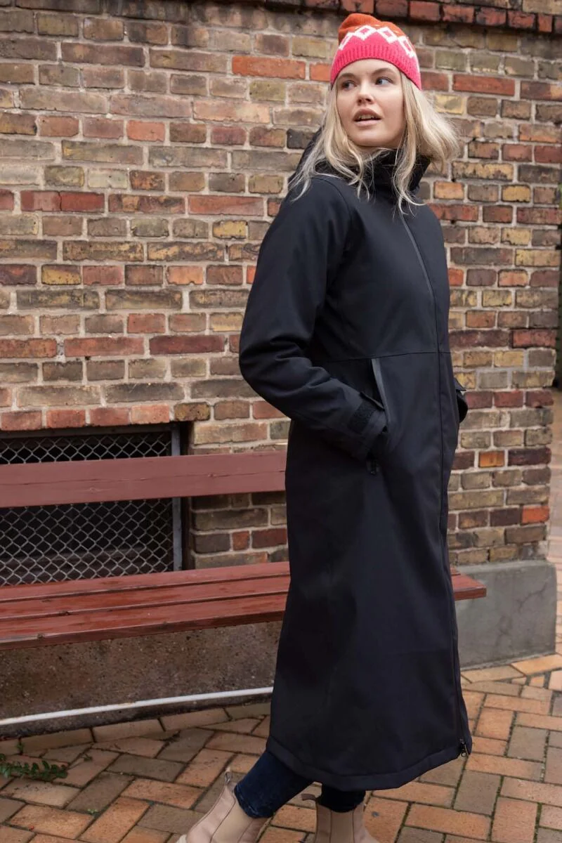Danefae Premium Winter Regenjas Dames Danesandur Zwart sfeer