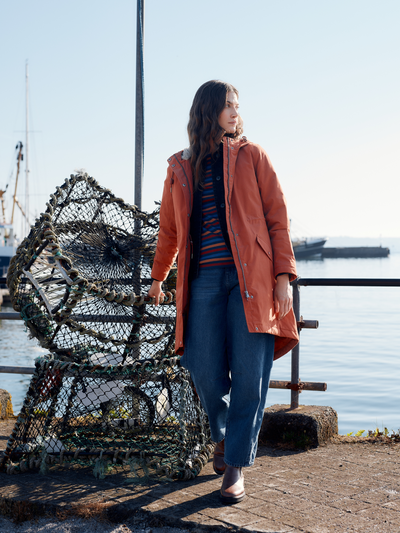 Seasalt Winter Parka Dames Plant Hunter Hazel  model voor