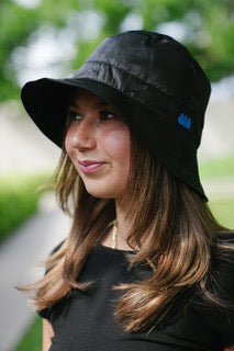 Rainraps Regenkappe Schwarz und Blumenmuster