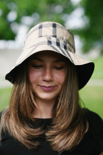 Rainraps Raincap Shiny Black and Plaid