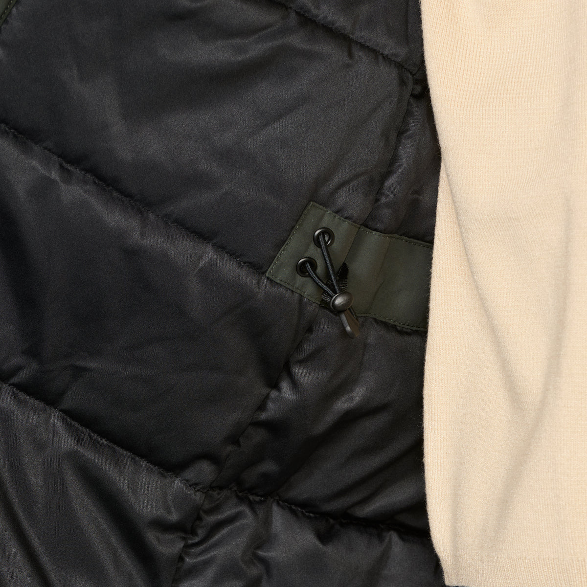Productdetail van de Happy Rainy Days Aspen winterregenjas donkergroen