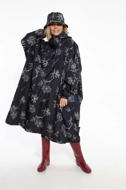 Danedream Drops Poncho  Black Hemlock