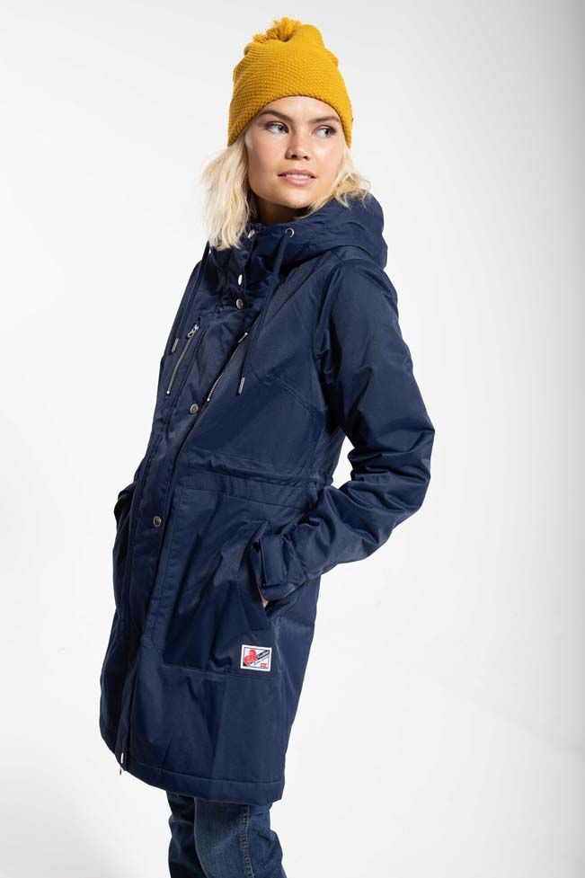 inge_winter_parka_silvertrim-modelzij
